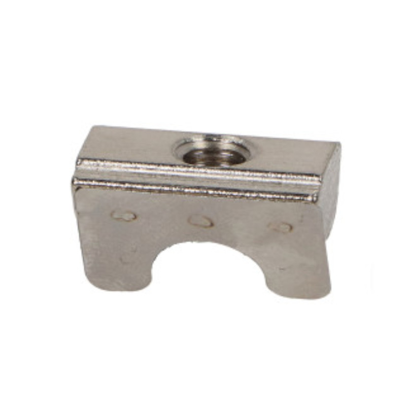 Nakrętka rowkowa M6 do profili OB30 ze sprężyną Nakrętka rowkowa M6 do profili OB30 ze sprężyną