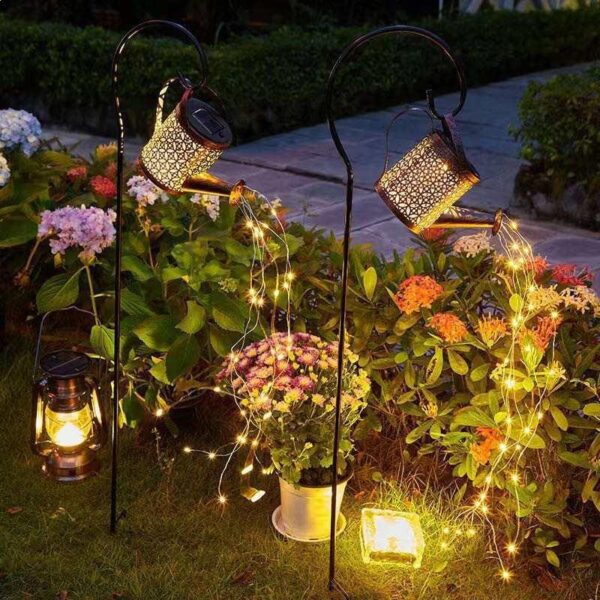 Lampa solarna ogrodowa wbijana LED konewka