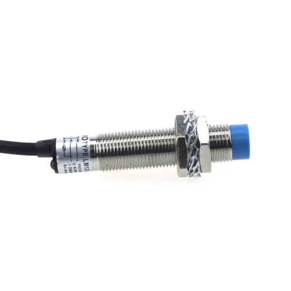 Czujnik indukcyjny LM12-3002PA PNP NO 2mm 6÷36V DC YUMO