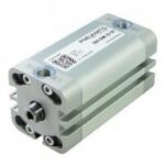 Siłownik pneumatyczny kompaktowy z gwintem wewnętrznym jednostronnego działania 020 X 020 R